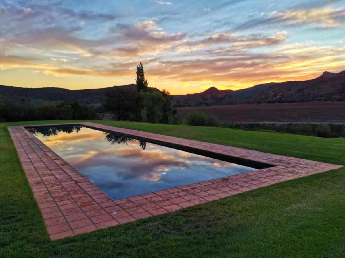 Red Mountain Ridge Karoo Oasis And Guest Farm Apartment Buffelskloof Exterior photo